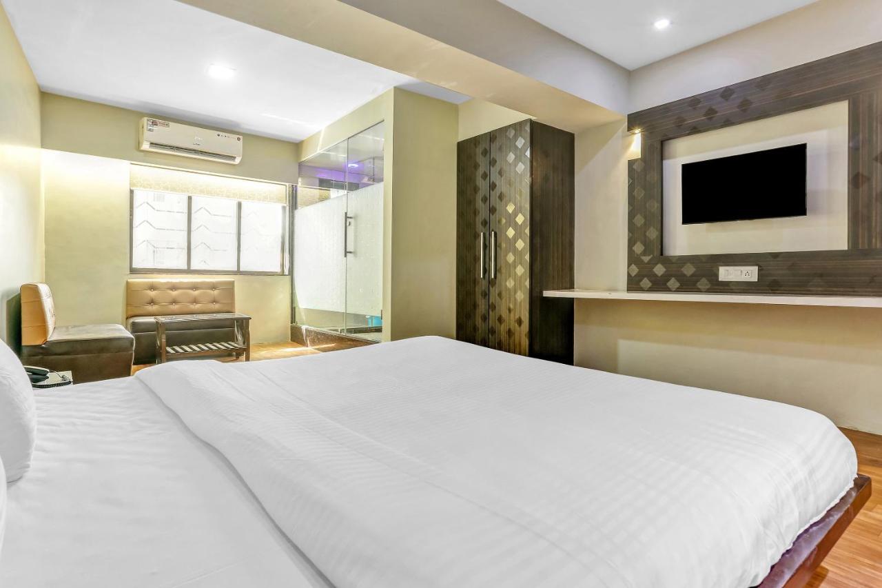 Oyo Flagship 83396 Hotel Vinyasa Residency Bombaj Zewnętrze zdjęcie