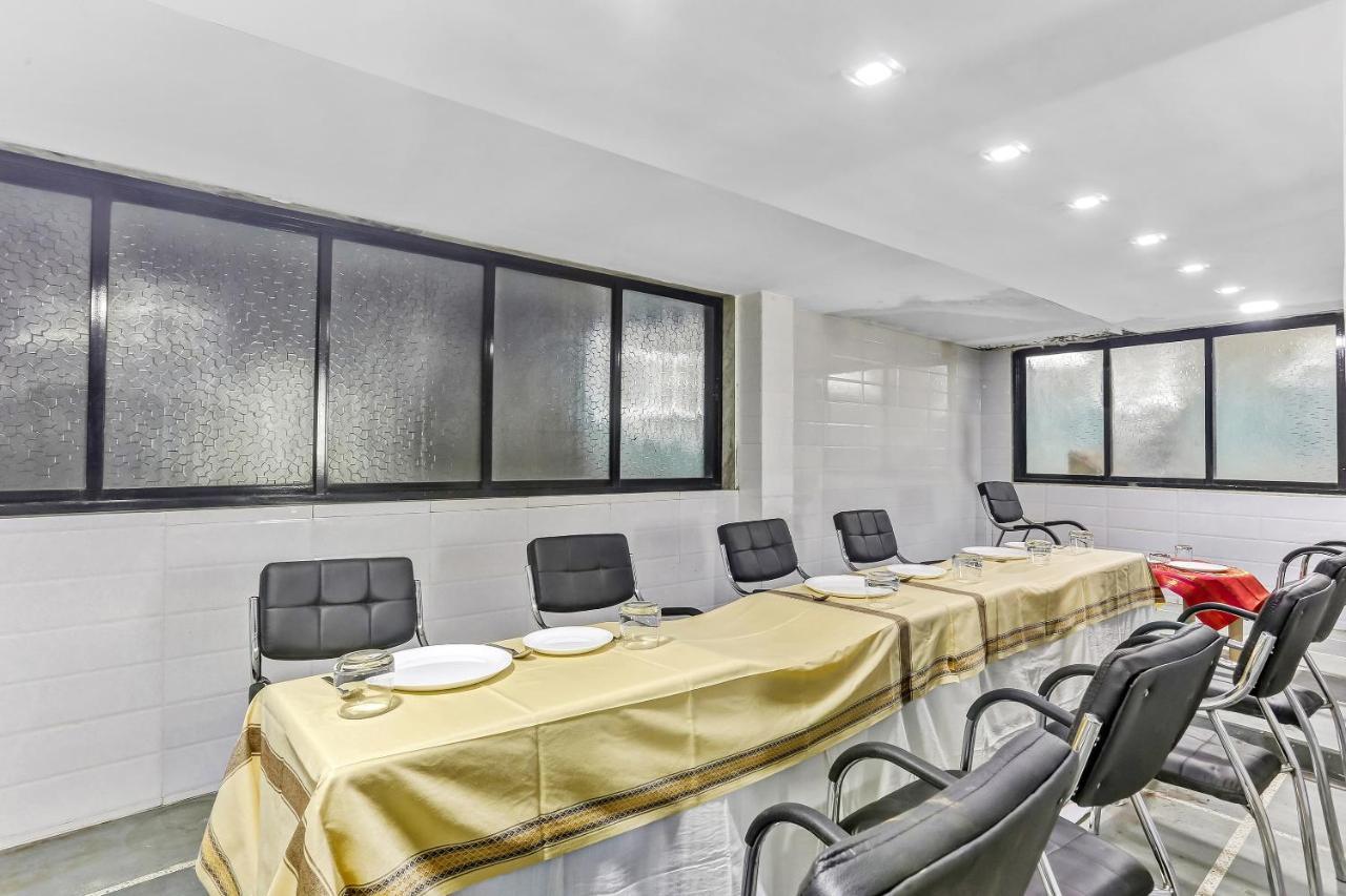 Oyo Flagship 83396 Hotel Vinyasa Residency Bombaj Zewnętrze zdjęcie