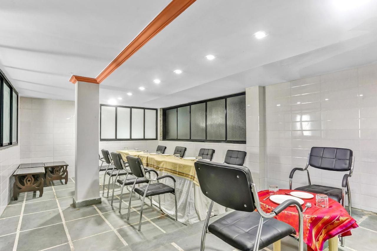 Oyo Flagship 83396 Hotel Vinyasa Residency Bombaj Zewnętrze zdjęcie